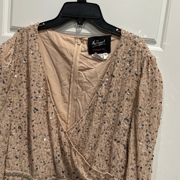 Mac Duggal Fully Beaded Sequin Long Sleeve V Neck Evening Trumpet Midi Dress NWT - Picture 5 of 11